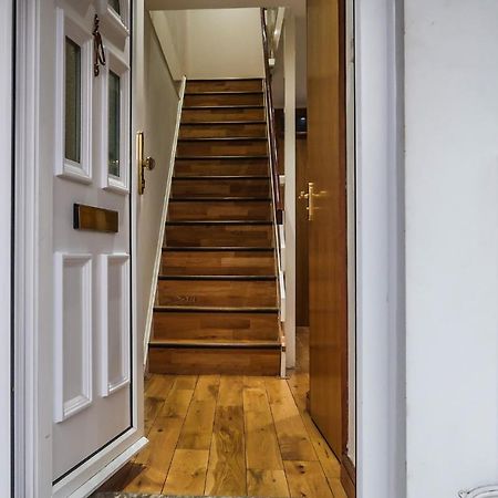 Cozy Double Room - Only Room 런던 외부 사진