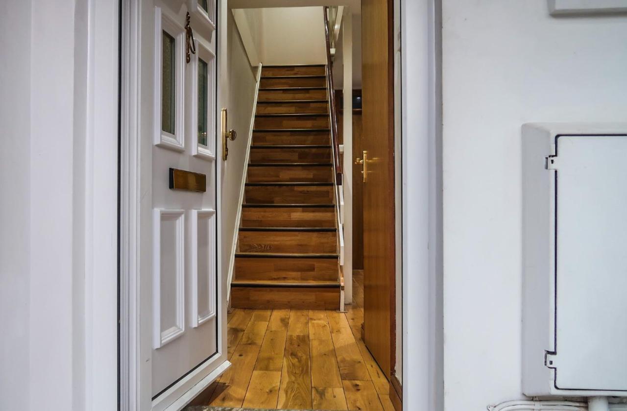 Cozy Double Room - Only Room 런던 외부 사진